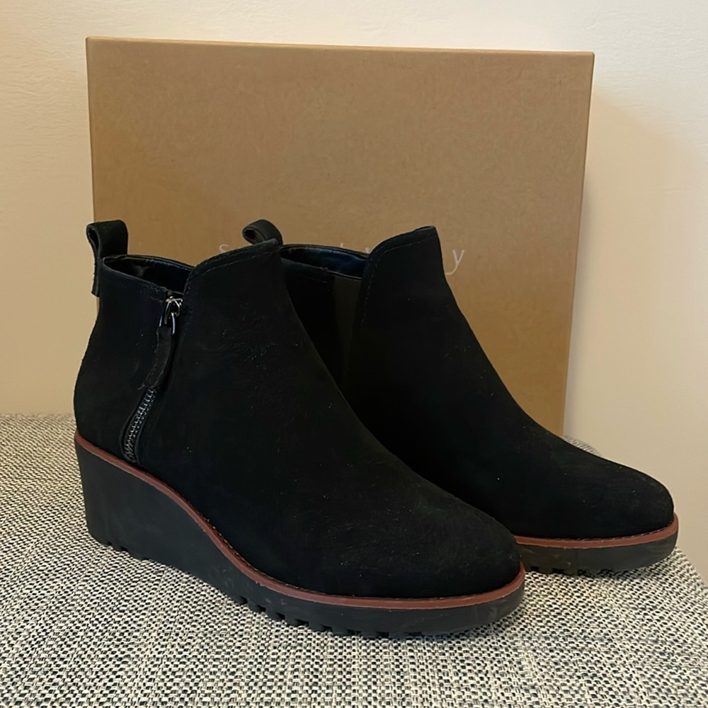 Sanctuary Evolve Black Suede Ankle Bootie